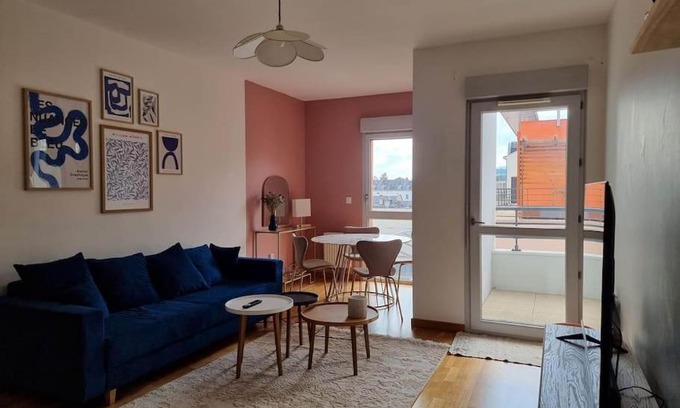 Chateaudun-Bannier Apartment | Chez Sara et Joan : T2 hypercentre, cosy proximité gare