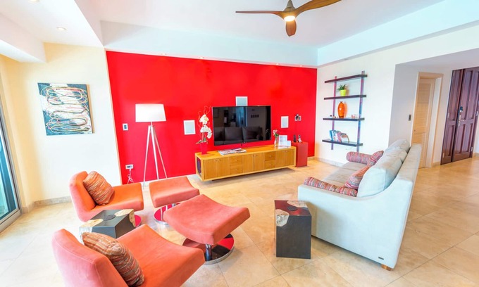Maho Condo | CHEZ SOCOLISA AT THE CLIFF
