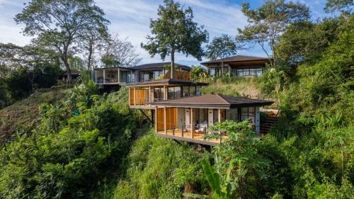 Santiago House | Chic 1BR Escape Breathtaking Balcony Views
