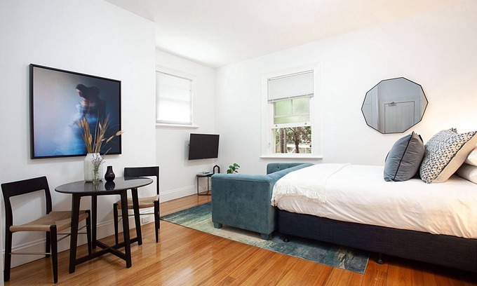 Lewisham Apartment | Chic and Characterful Studio Apartment