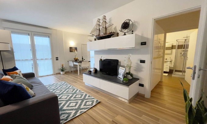 Bovisa Apartment | Chic Apt near Piazza Duomo, Milan