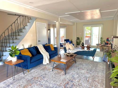 Newmarket Apartment | Chic, Spacious Newmarket Home off Yonge St