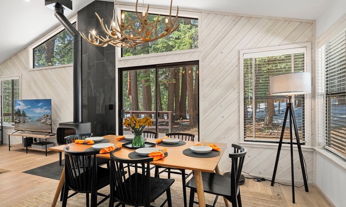 Truckee House | Chic Tahoe Cabin | Soaking Tub, Fireplace, Patio & Forest View, Club Access