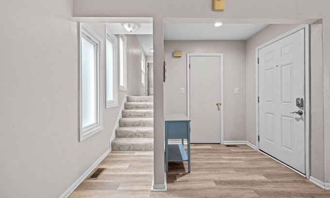 Chic's Beach Condo | Chix Beach. Spacious 3 bedroom 2 bath condo in the best area of Virginia Beach.