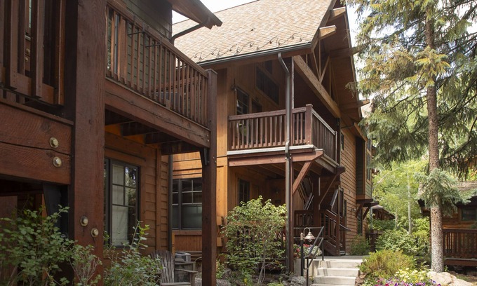 West End Condo | Christiana Lodge Unit 201C | Light-filled luxury condo with views of Aspen Mountain
