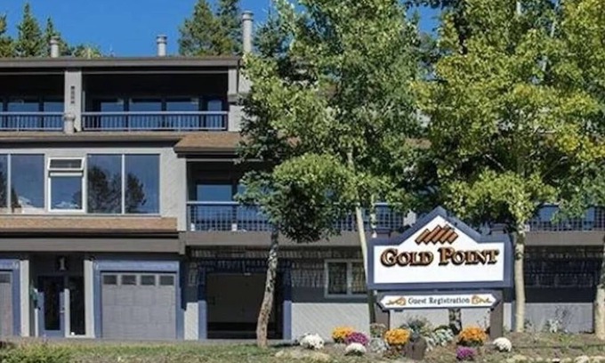 Baldy Mountain Resort | Christmas in Breckenridge! Dec. 22-29 2 units with lock off and garage!