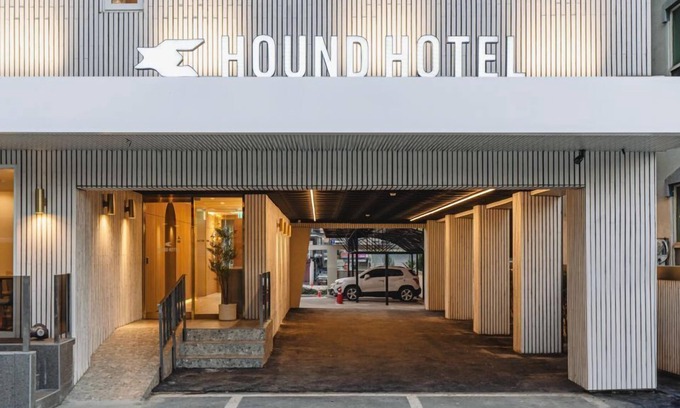 Chuncheon Hotel | Chuncheon Hound Hotel Namchuncheon Station