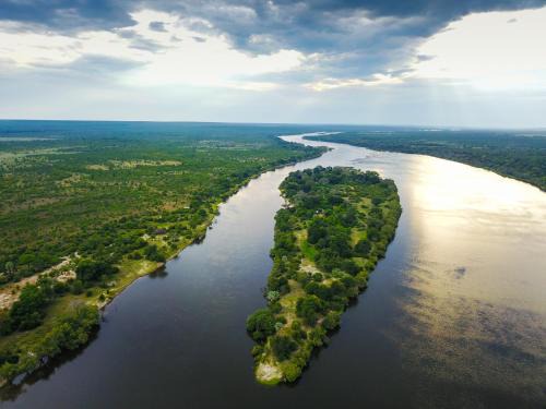 Victoria Falls Cabin | Chundu Island