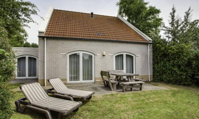Municipality of Hellevoetsluis House | Citta Romana by Interhome