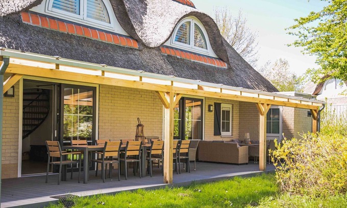 Municipality of Hellevoetsluis House | Citta Romana by Interhome