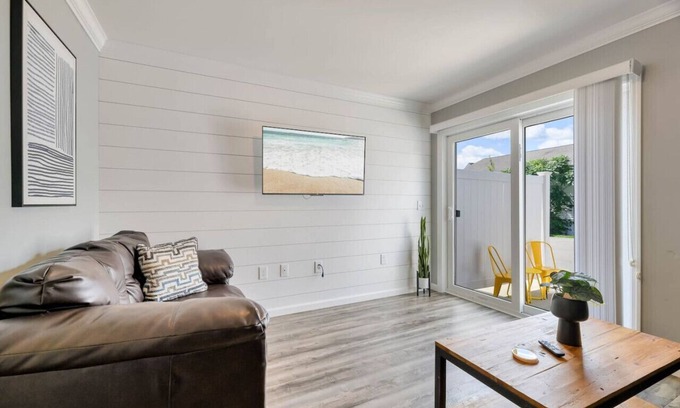 Bangor Apartment | City Haven: 2BD | Parking & Movie Theater Access