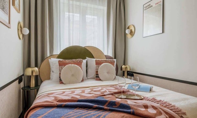 Srodmiescie Hotel | City Room with a Garden View