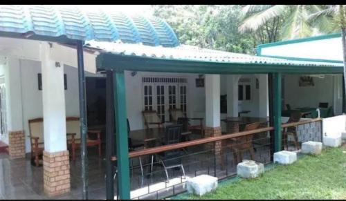 Anuradhapura House | City tour tourist guest and wilpattu safari