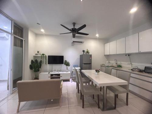 Downtown George Town Apartment | City View & Sea View Mansion One Gleneagles Gurney Komtar George Town by Cozy Cottage Haven