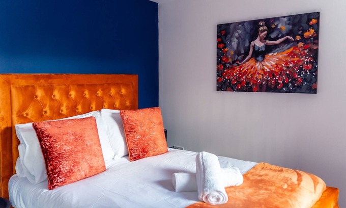 Framwellgate Moor Apartment | Cityscape Oasis in Durham