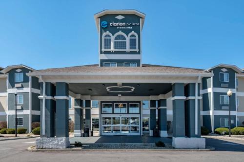 Plainfield Hotel | Clarion Pointe Indianapolis Airport