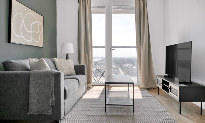 Vienna Apartment | Classic Leopoldstadt 2BR w/Elevator, Gym & Sauna, near U2, by Blueground