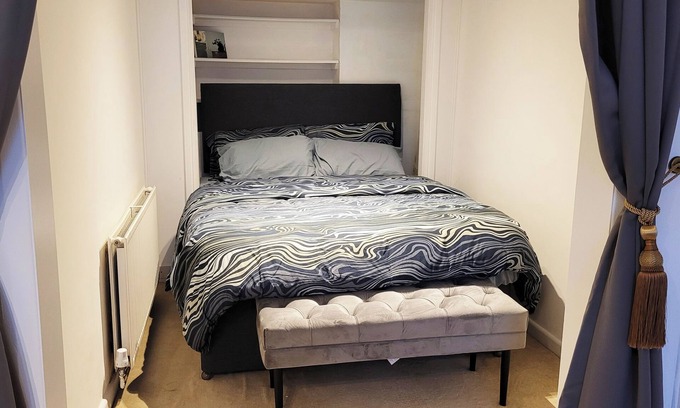 Churchill Apartment | Clean & Cosy Studio in Very Central London | 10-min walk to Victoria Station