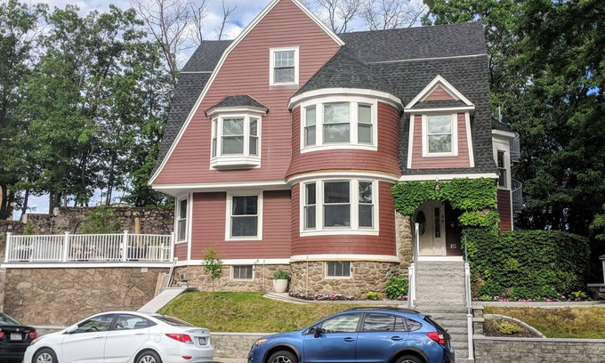 St. Elizabeth's Apartment | Clean, Spacious and Located Steps Away From the MBTA!