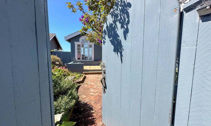Bodega Bay House | Cliff Cottage - Unobstructed ocean, and beach views, short walk to the beach