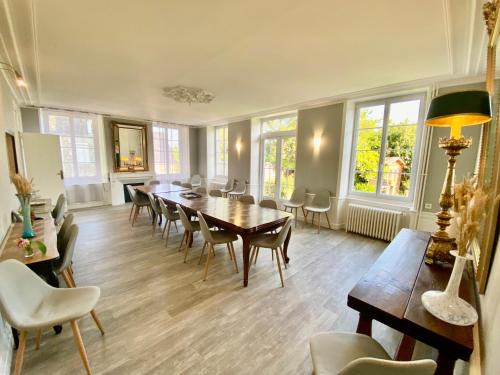 Tessy-sur-Vire Villa | Clos Minotte 30 pers jacuzzi, billard, baby-foot