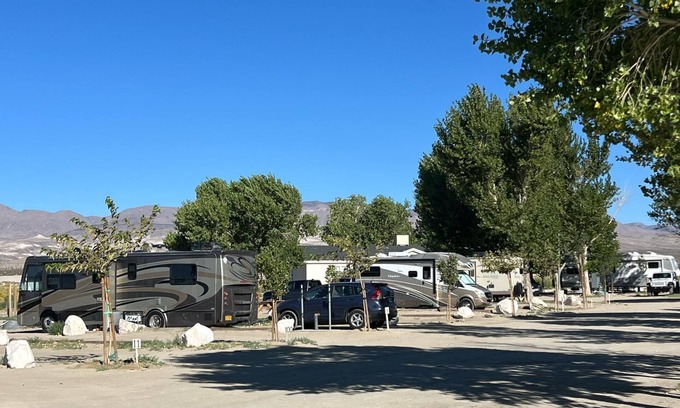 Olancha RV Rental | Close to Death Valley RV Camping Rest Spot #8 at Olancha Lake