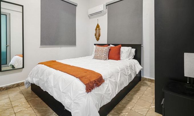 Condado Apartment | Close to La Placita, Beach, Restaurants. & Murals. 10 minutes to the Airport