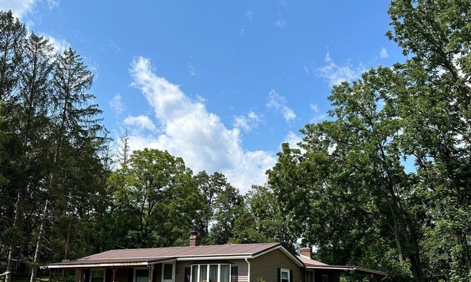 Mattawana House | Close to Penn State and Raystown Lake, beautiful quiet country setting.