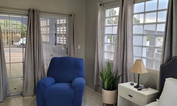 Los Llanos House | Coamo - Beautiful house, A/C/, 10min Hot Springs
