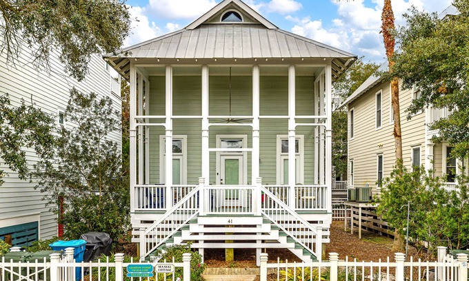 Saint Simons Island House | Coast Cottages Heated Pool Beach Access Even at High Tide