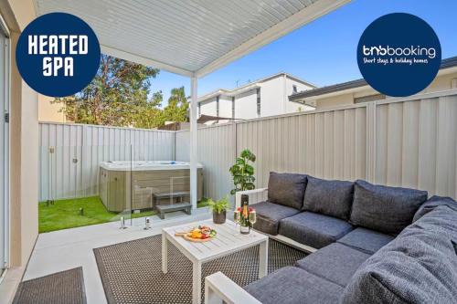 Surfers Paradise House | Coastal Central -3BR, Spa, Surfers Paradise, AC
