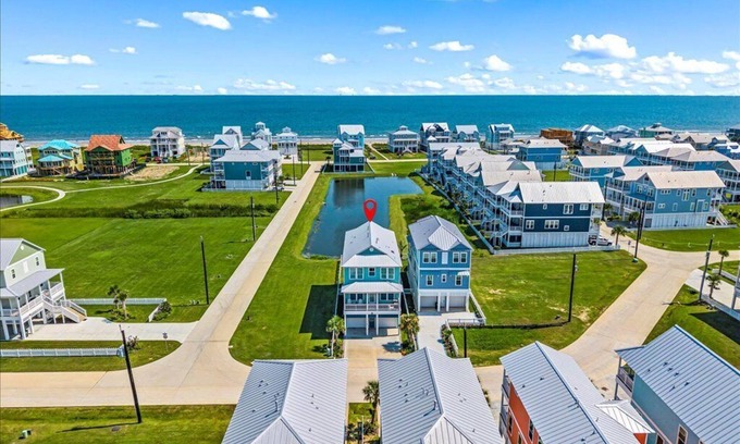Galveston House | Coastal Charm