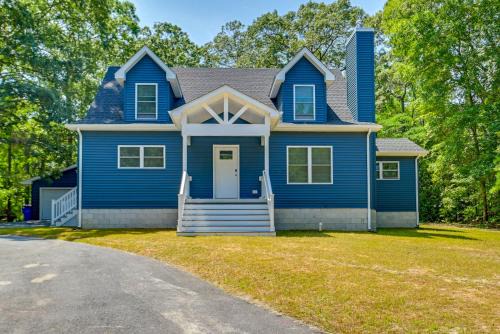 Rehoboth Beach Apartment | Coastal Comfort Rehoboth Beach Getaway with Porch!