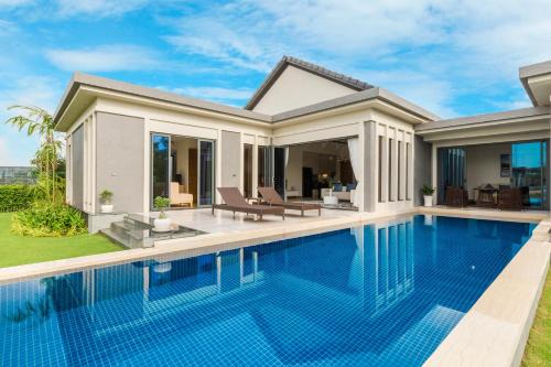 Phuoc Thuan Apartment | COASTAR SAKI HO TRAM