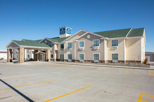 Pine Bluffs Hotel | Cobblestone Inn & Suites - Pine Bluffs