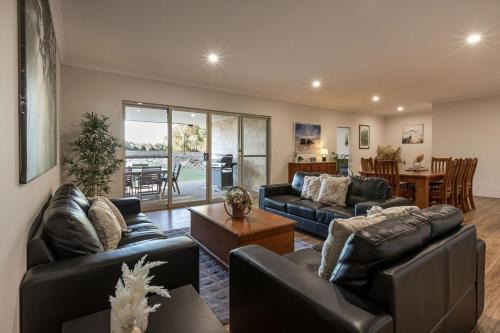 Yallingup Siding Villa | Cockatoo Lodge