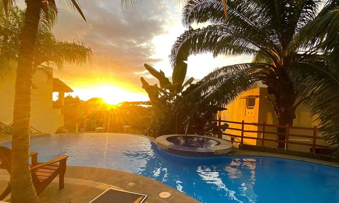 Coco Sunset Hills Condo | Coco Sunset Getaway. Tropical Paradise with Majestic Pacific Sunsets!