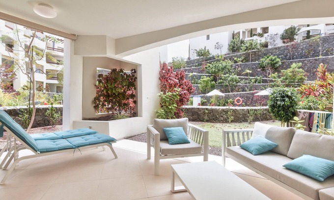 Palm-Mar Ski Chalet | Colinas - Ancor 0.1 POOL VIEW 2B