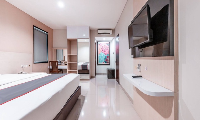 Cikarang Hotel | Collection O Hotel Igloo