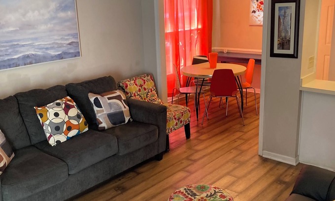 Rosewood House | Columbia Metropolitan Getaway