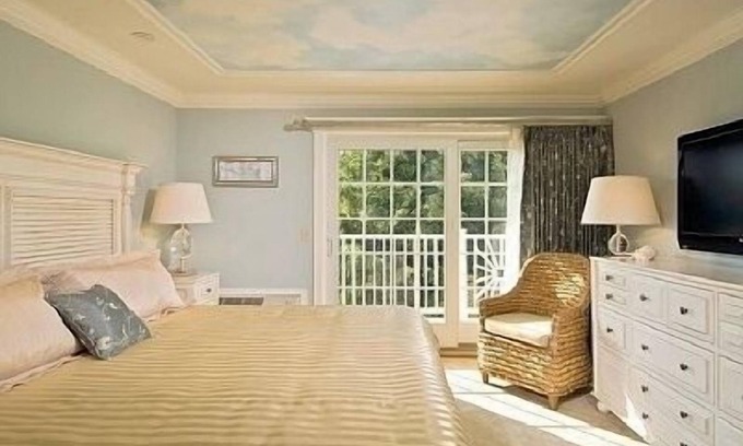 Hyannis Condo | Columbus Day Weekend Special! 1050.00 plus VRBO fee-FINS UP!" Family Resort!