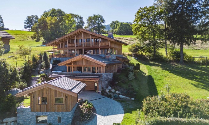 Combloux Ski Chalet | Combloux/Megeve Exceptional new Stunning Vue 180 d spa Mont-Blanc views