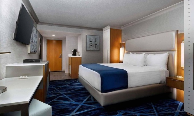 Gateway District Hotel | Come Create Memories w/Fun-filled Adventures at this Paradise! Onsite Pool!
