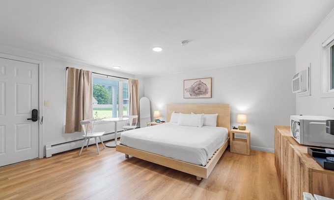 Manchester Center Condo | Come experience Weekender and get in touch with your creative side!
