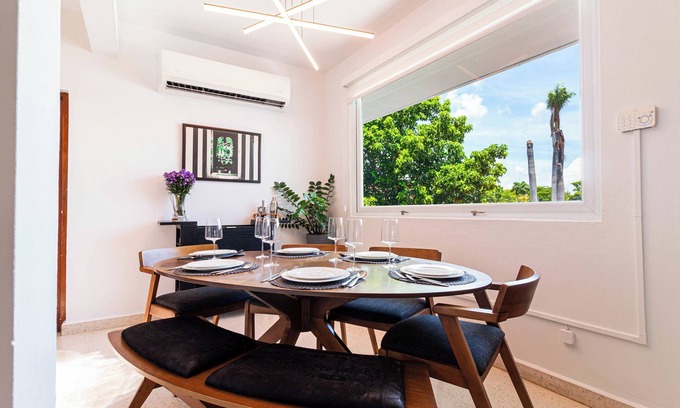 Ocean Park Apartment | Comfort 4 min to Beach: Espresso, Grill, Terrace, Fiber Optic, Tesla Power