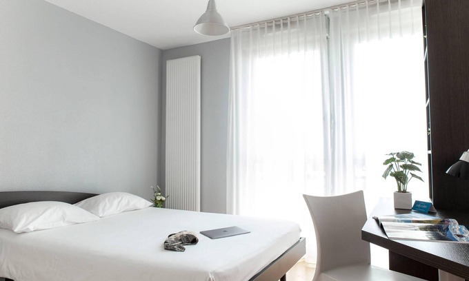 Saint-Francois d'Assise Apartment | Comfort Aparthotel Besancon Hauts du Chazal