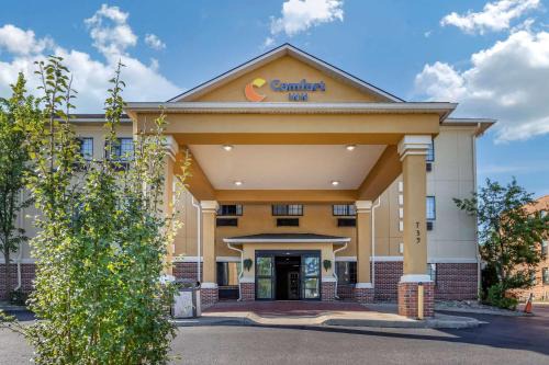 Central Business District Hotel | Comfort Inn Downtown - University Area