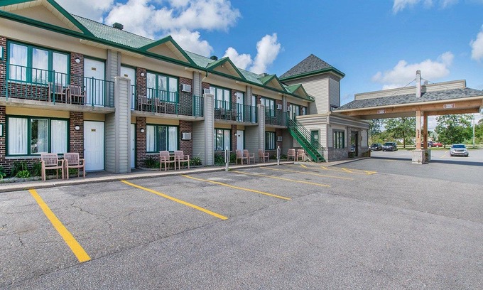 Mont-Laurier Hotel | Comfort Inn Mont Laurier