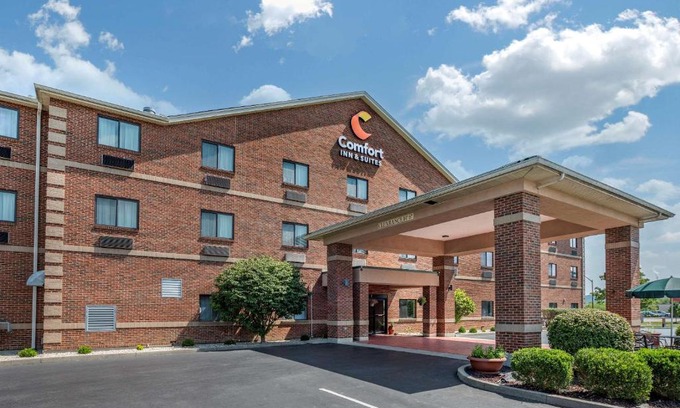Greendale Hotel | Comfort Inn & Suites