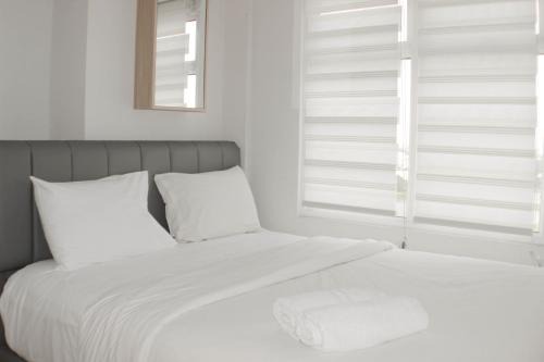 Bekasi Apartment | Comfort Living 3BR at Springlake Summarecon Bekasi Apartment By Travelio
